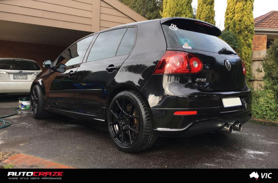 VOLKSWAGEN GOLF KPS MATTE BLACK