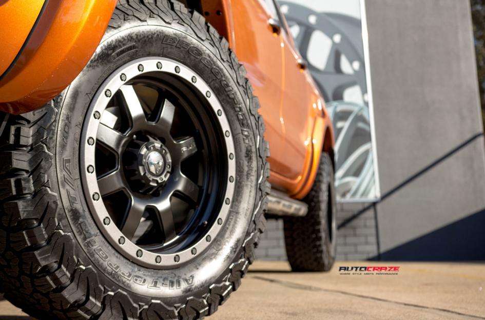 FORD-RANGER-TROPHY-MATTE-BLACK-WITH-ANTHRACITE-RING