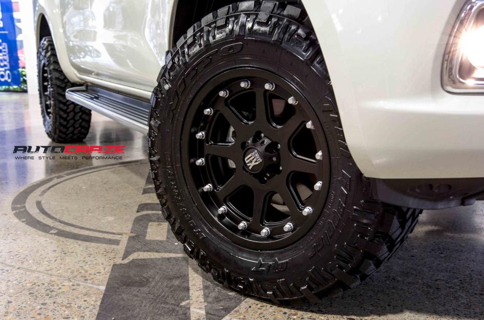 NISSAN NAVARA ADDICT MATTE BLACK 3