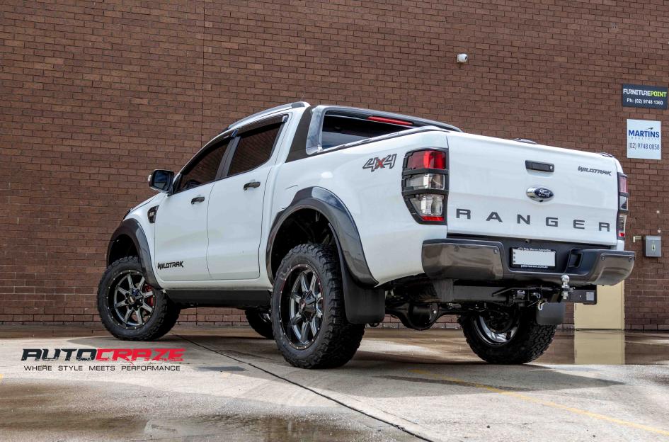 FORD RANGER MO970 GLOSS BLACK MACHINED FACE