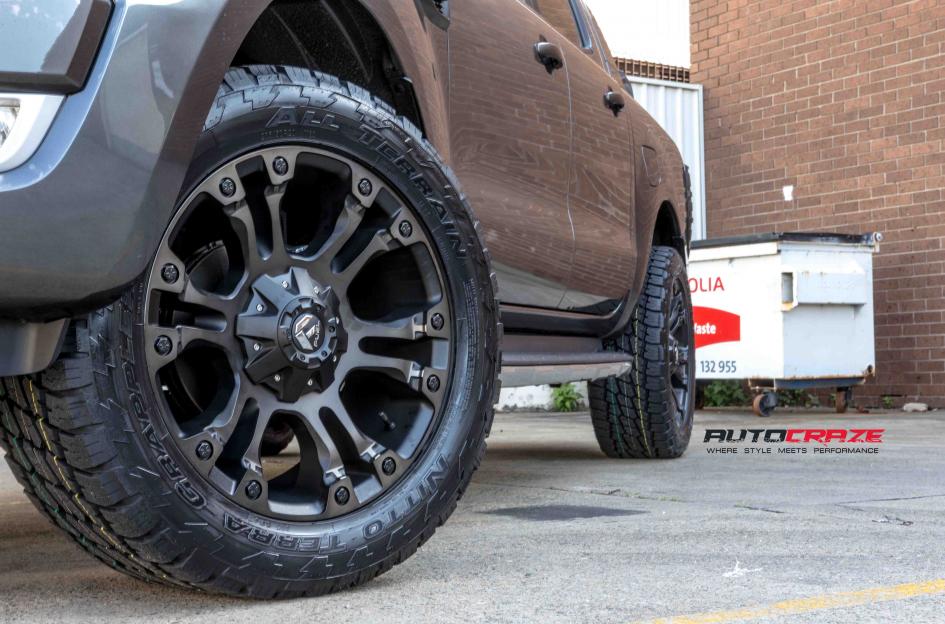 FORD-RANGER-VAPOR-BLACK-MACHINED-WITH-DARK-TINT