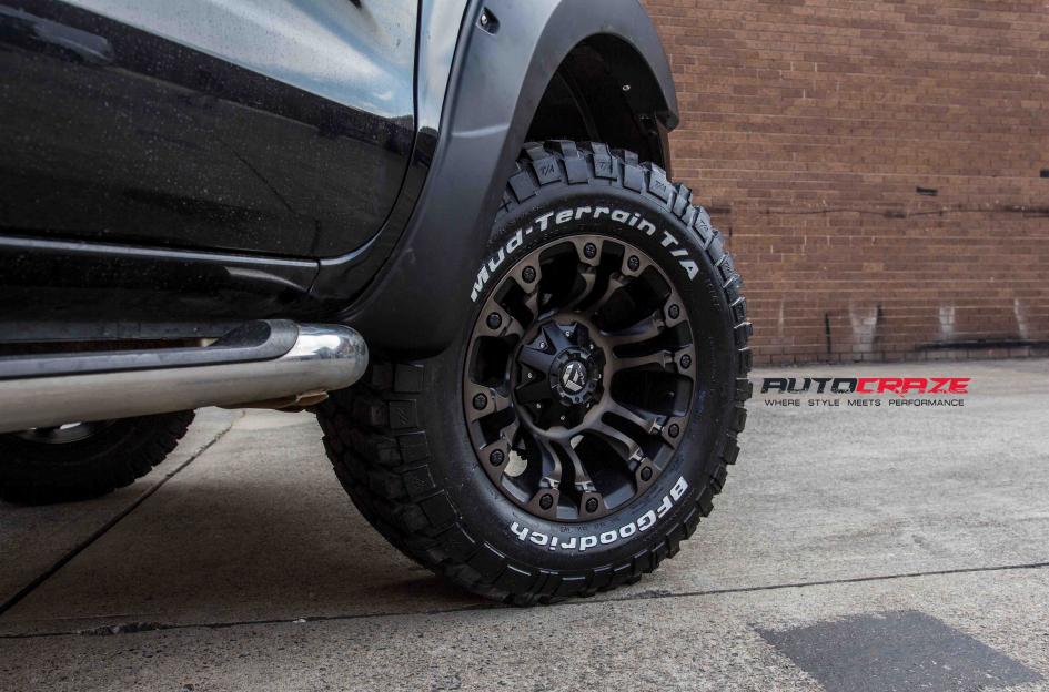 FORD-RANGER-VAPOR-BLACK-MACHINED-WITH-DARK-TINT