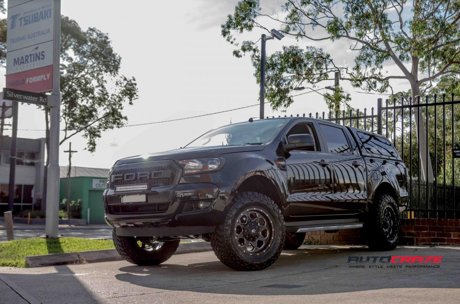 FORD RANGER BOOST GLOSS BLACK MILLED ACCENTS 3