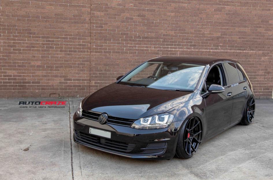 VOLKSWAGEN GOLF KPS MATTE BLACK 6