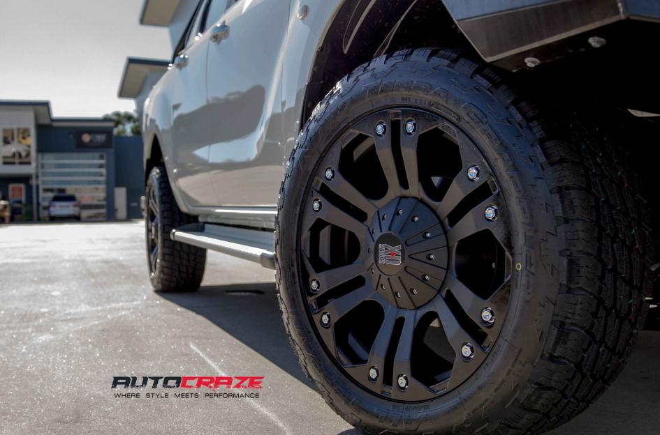 MAZDA BT 50 MONSTER XD MATTE BLACK