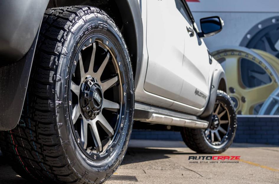 FORD RANGER GD05 BRONZE DARK TINT WITH MATTE BLACK