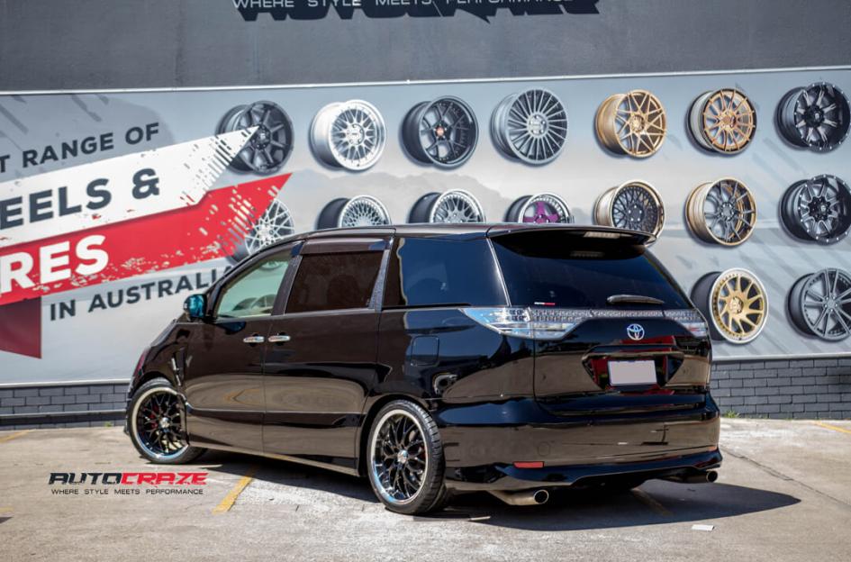 TOYOTA ESTIMA CHEETAH GLOSS BLACK POLISH LIP