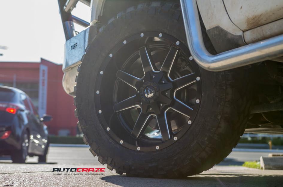 CHEVROLET SILVERADO MAVERICK GLOSS BLACK MILLED ACCENTS