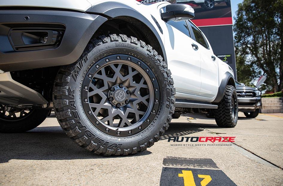 FORD-RAPTOR-SPROCKET-MATTE-GUNMETAL-W-BLACK-LIP