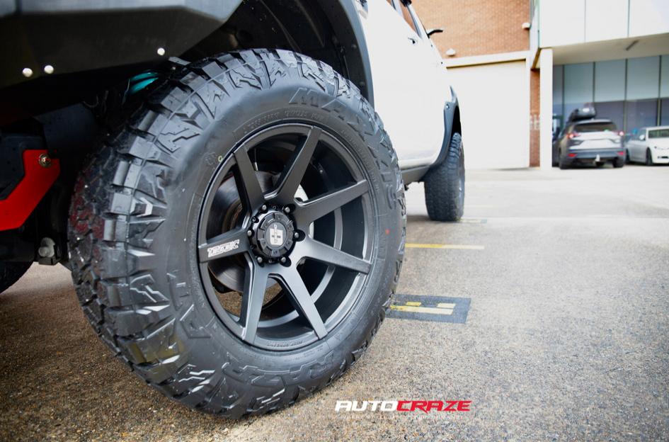 FORD RANGER AVALANCHE MATTE BLACK FRONT MILLED
