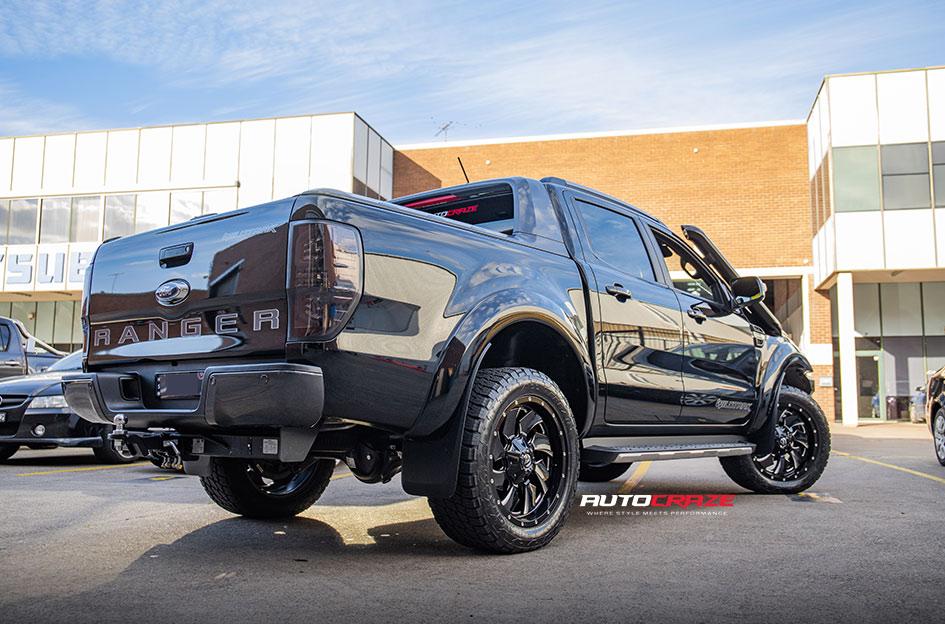 FORD RANGER CLEAVER GLOSS BLACK MILLED ACCENTS