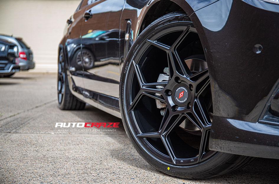 HOLDEN-COMMODORE-IFG40-BLACK-MACHINED-FACE
