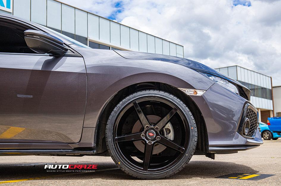 HONDA CIVIC 5 STUD IFG 8 FLAT BLACK