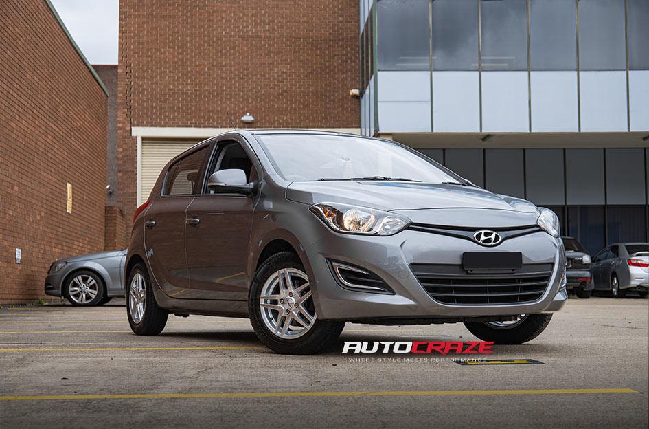 HYUNDAI I20 DECEIT SILVER MACHINED