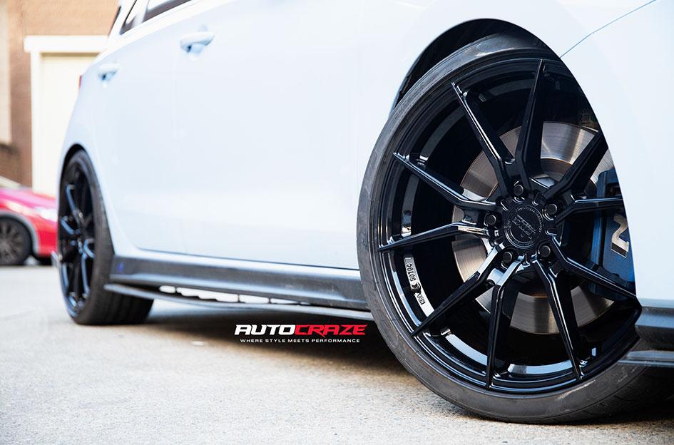 HYUNDAI-I30-N-VENOM-GLOSS-BLACK