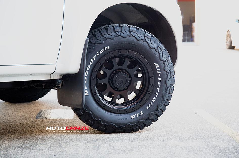 ISUZU DMAX HURRICANE SATIN BLACK