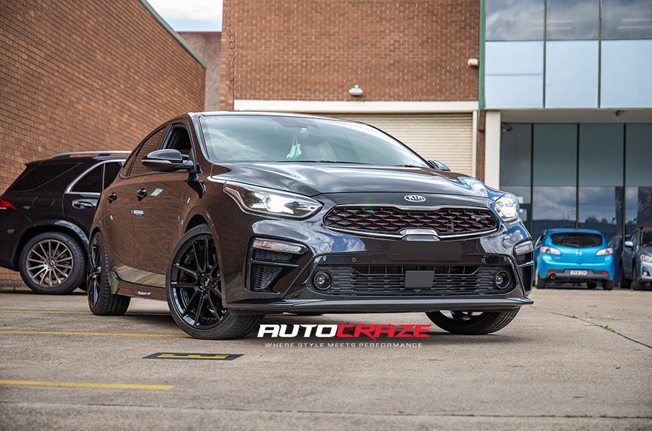 KIA-CERATO-DFS-GLOSS-BLACK
