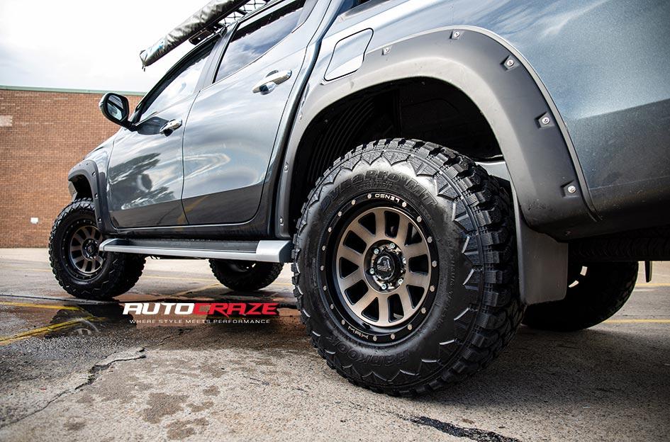 MITSUBISHI TRITON MX 7 GLOSS BLACK COPPER TINT