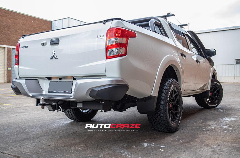 MITSUBISHI TRITON SABBATH MATTE BLACK