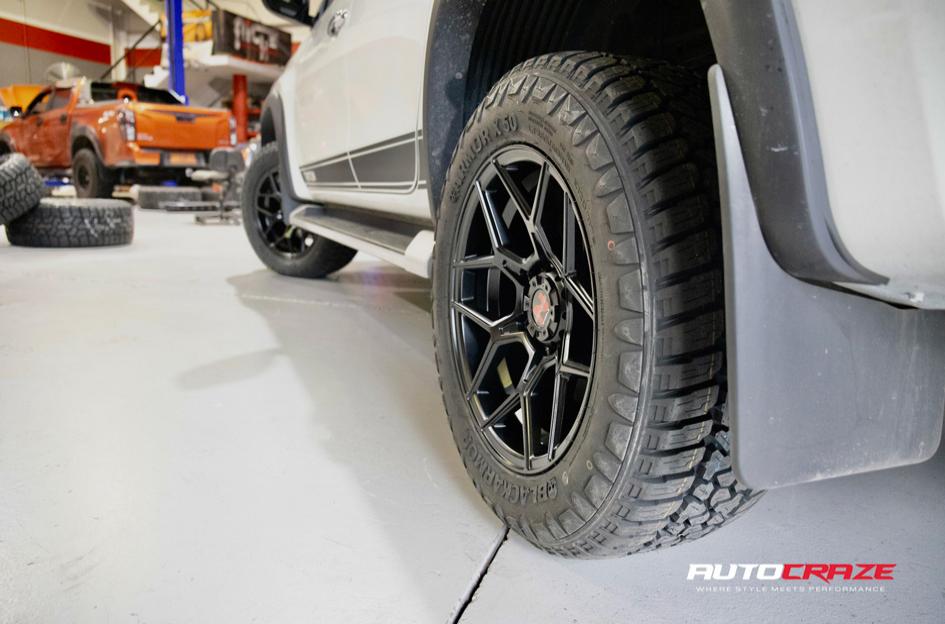 MITSUBISHI TRITON SABBATH MATTE BLACK