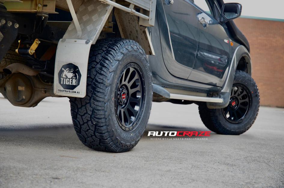 MITSUBISHI TRITON VICTIM MATTE BLACK