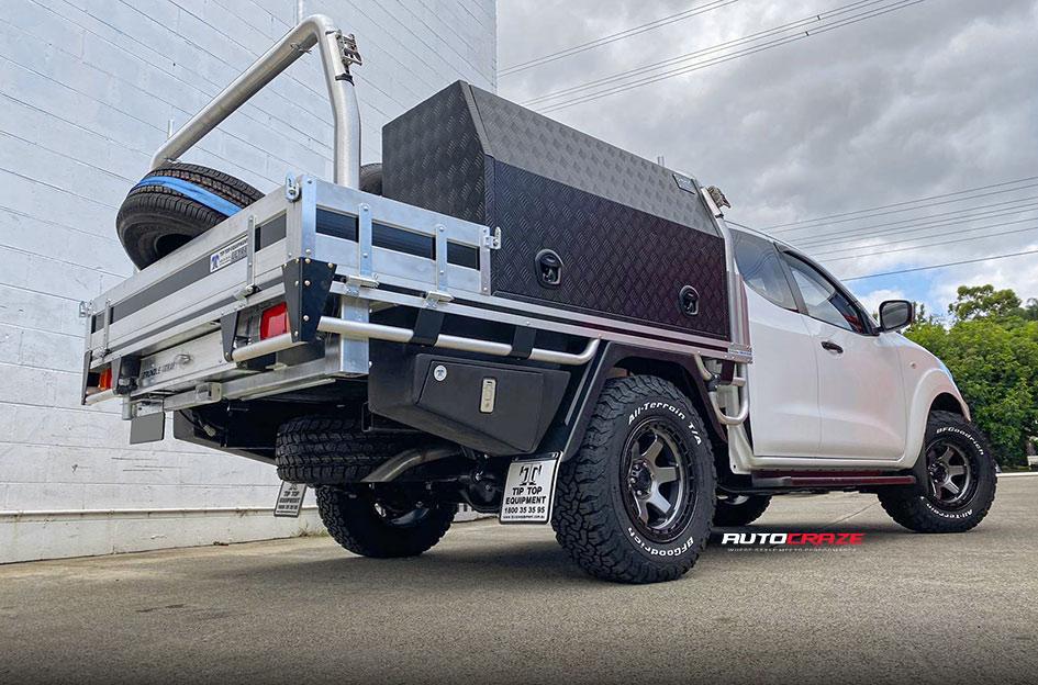 NISSAN NAVARA SHOK ANTHRACITE