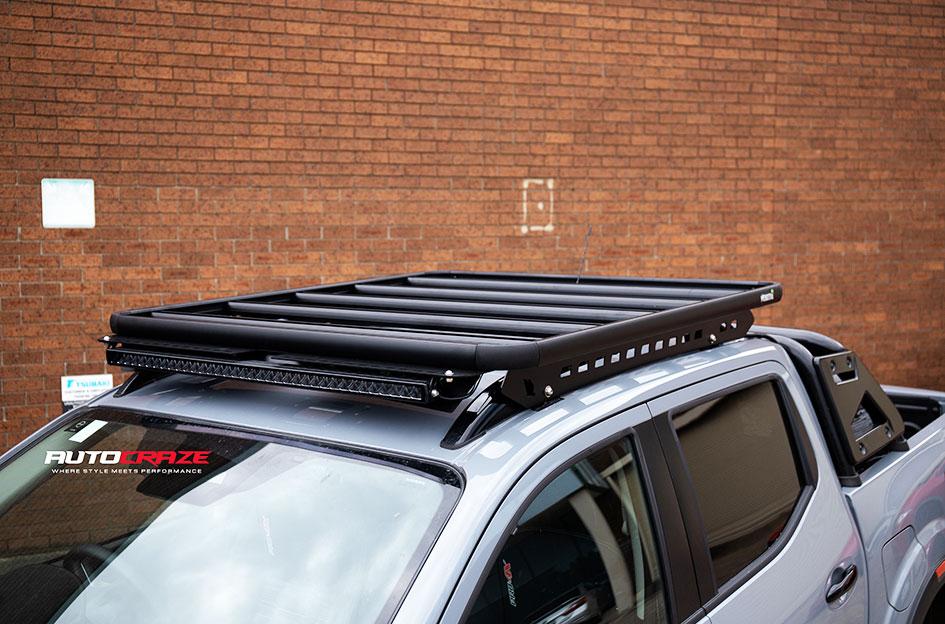 NISSAN NAVARA VICTIM MATTE BLACK