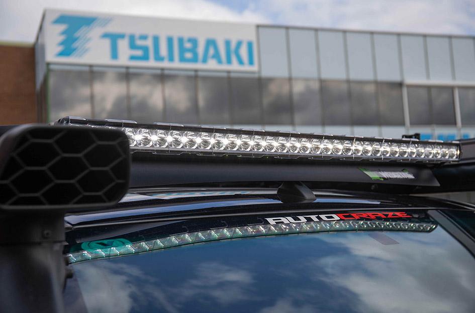 TOYOTA HILUX N80 4WD COVERT CANDY RED BLACK LIP