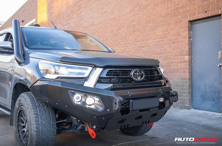 TOYOTA HILUX 4WD MX AMURO PASSION BLACK TINT W BLACK LIP