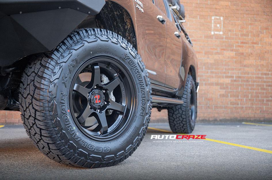 TOYOTA HILUX N80 4WD PROSECUTOR MATTE BLACK