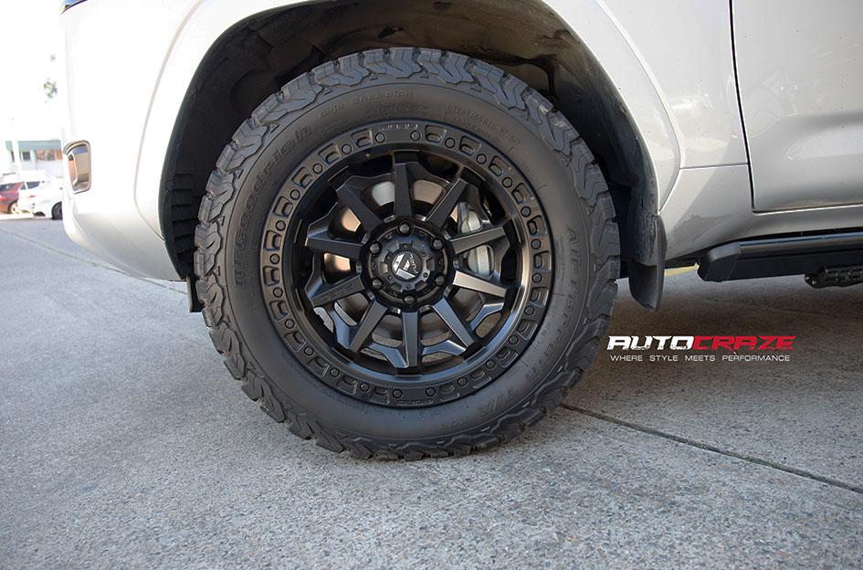 TOYOTA LANDCRUISER VECTOR BLACK MACHINED