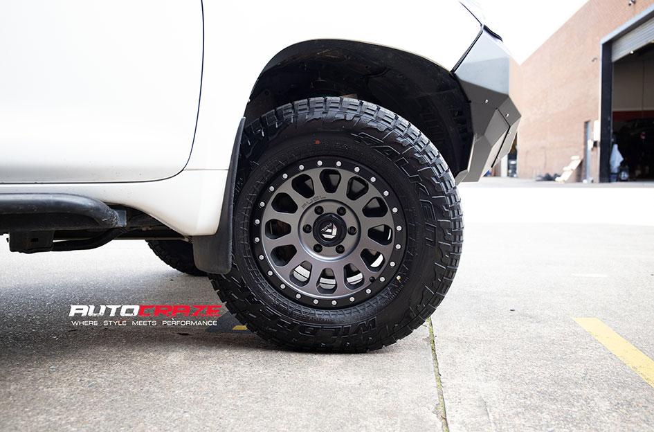TOYOTA-LANDCRUISER-VECTOR-MATTE-GUN-METAL