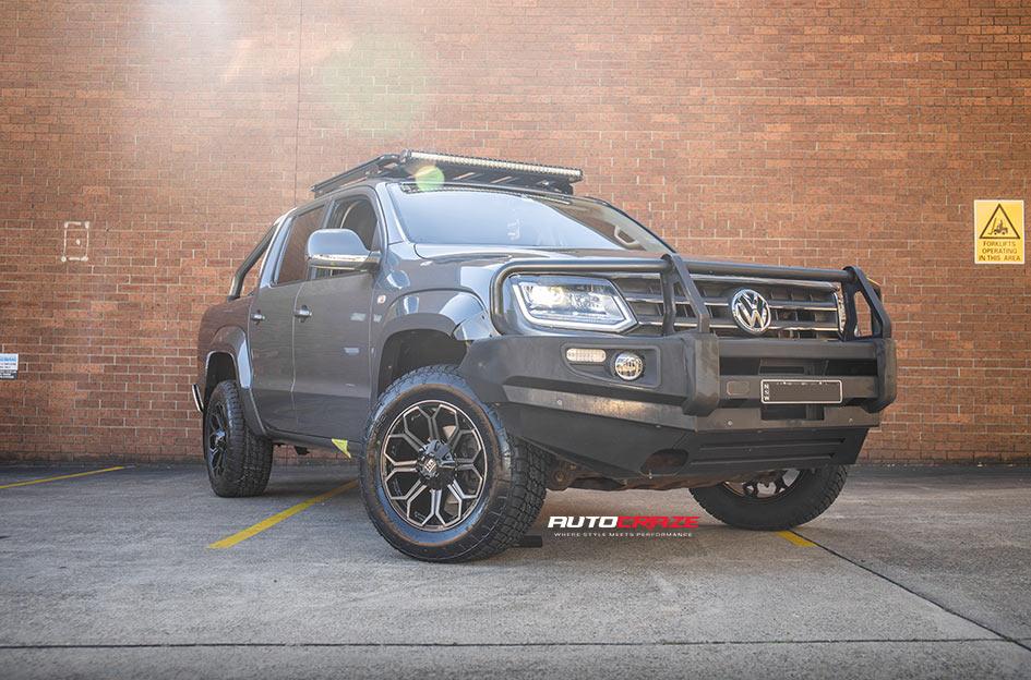 VOLKSWAGEN AMAROK REPLAY GLOSS BLACK MACHINED DARK TINT