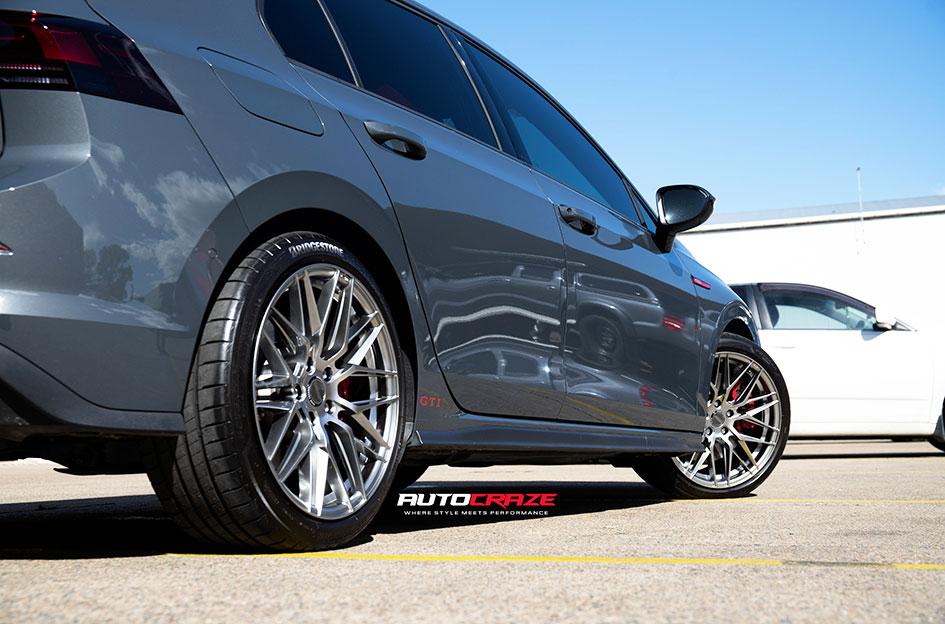 VOLKSWAGEN GOLF HOCKENHEIM HYPER BLACK