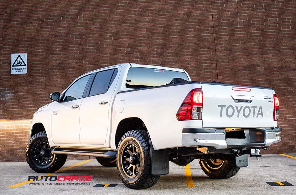 TOYOTA HILUX N80 4WD ADDICT MATTE BLACK