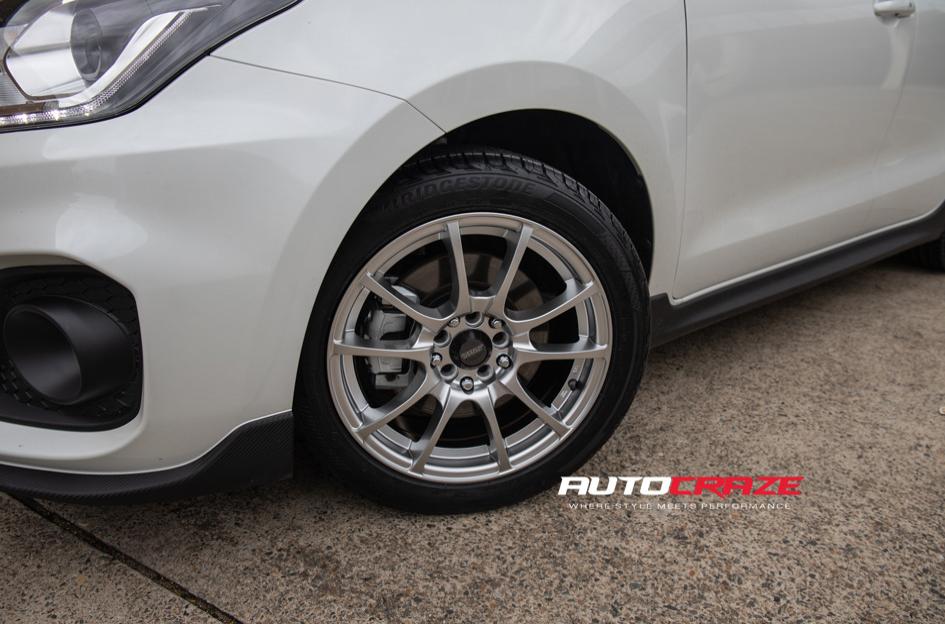 SUZUKI SWIFT CHALLENGE GUN METALLIC MATTE