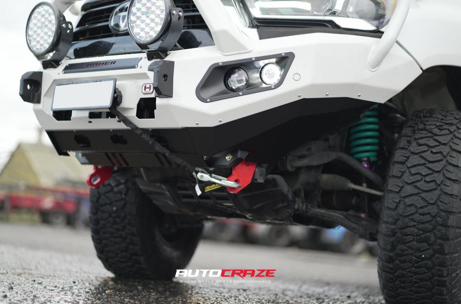 TOYOTA HILUX N80 4WD SLEDGE MATTE BLACK