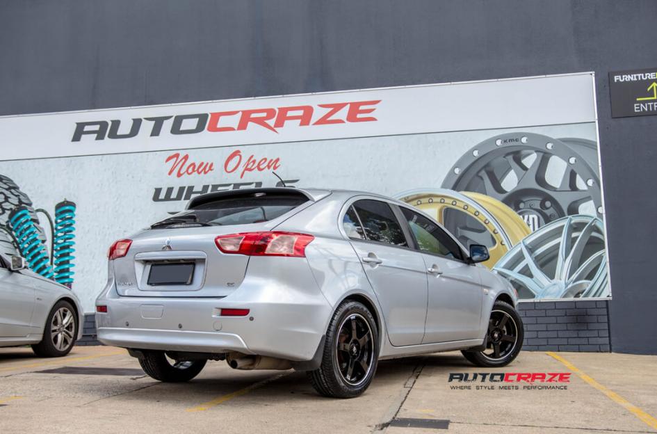 MITSUBISHI LANCER MR116 GLOSS BLACK MACHINED EDGE
