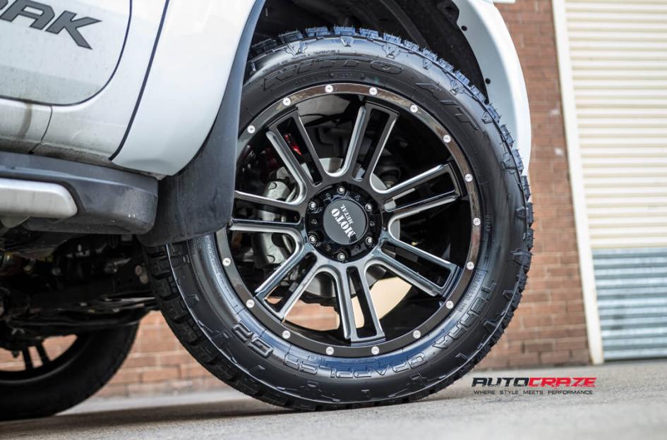 FORD RANGER MO982 GLOSS BLACK MILLED
