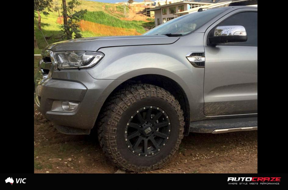 FORD RANGER HEIST SATIN BLACK