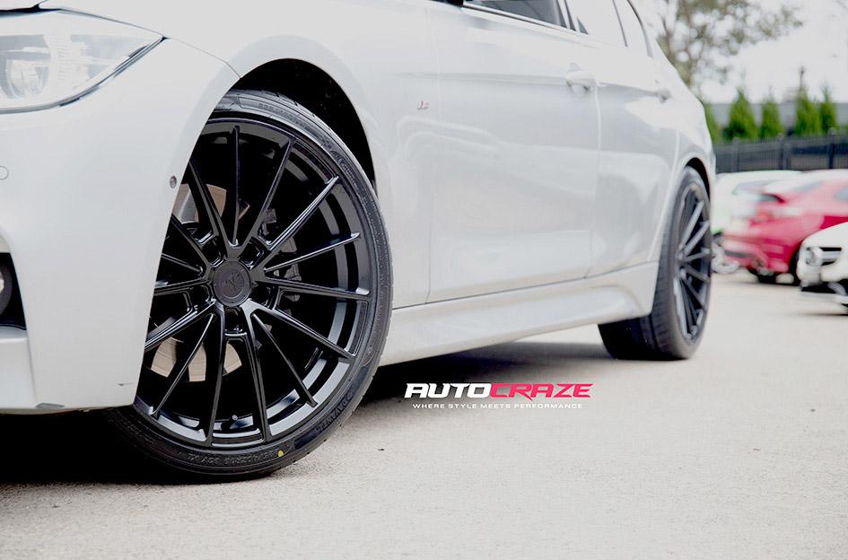 BMW 3 SERIES F105 MATTE BLACK