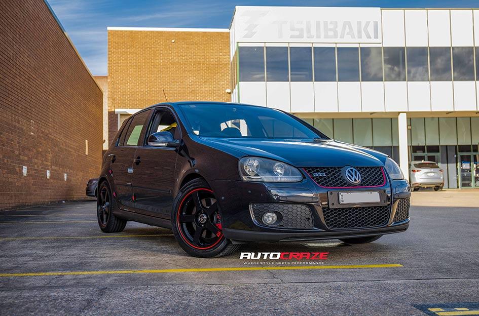VOLKSWAGEN GOLF MR116 MATTE BLACK RED EDGE