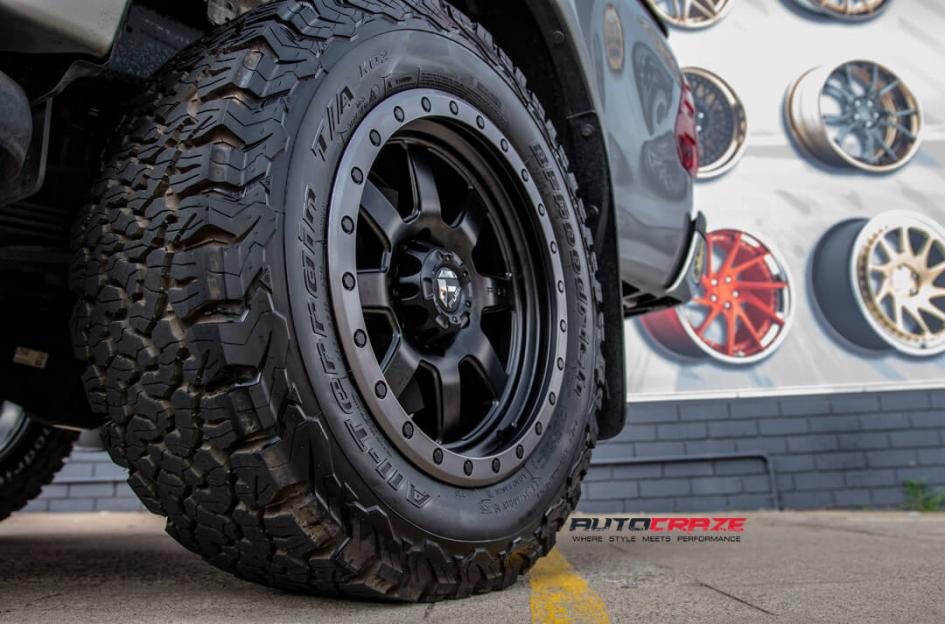TOYOTA HILUX N80 4WD TROPHY MATTE BLACK WITH ANTHRACITE RING