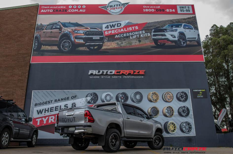 TOYOTA HILUX N80 4WD TROPHY MATTE BLACK WITH ANTHRACITE RING