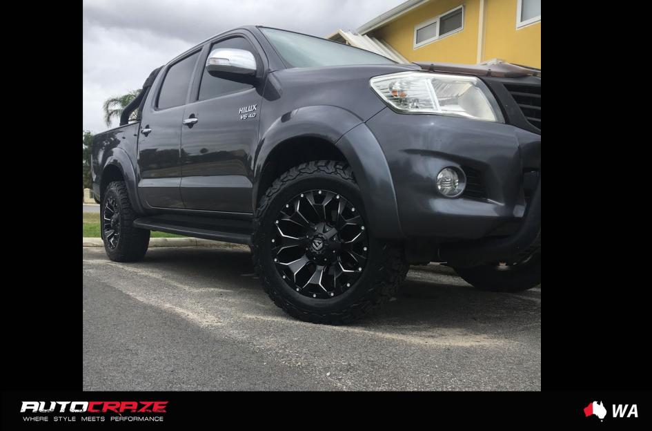 TOYOTA HILUX N70 4WD ASSAULT GLOSS BLACK MILLED ACCENTS