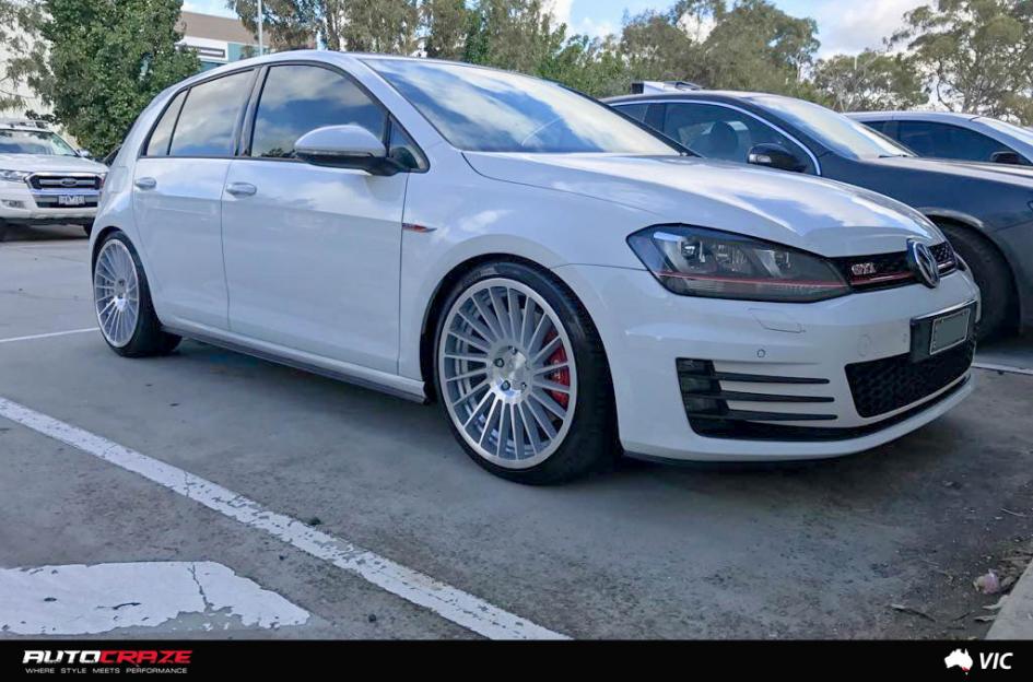 VOLKSWAGEN GOLF IND T SILVER MACHINED FACE 4