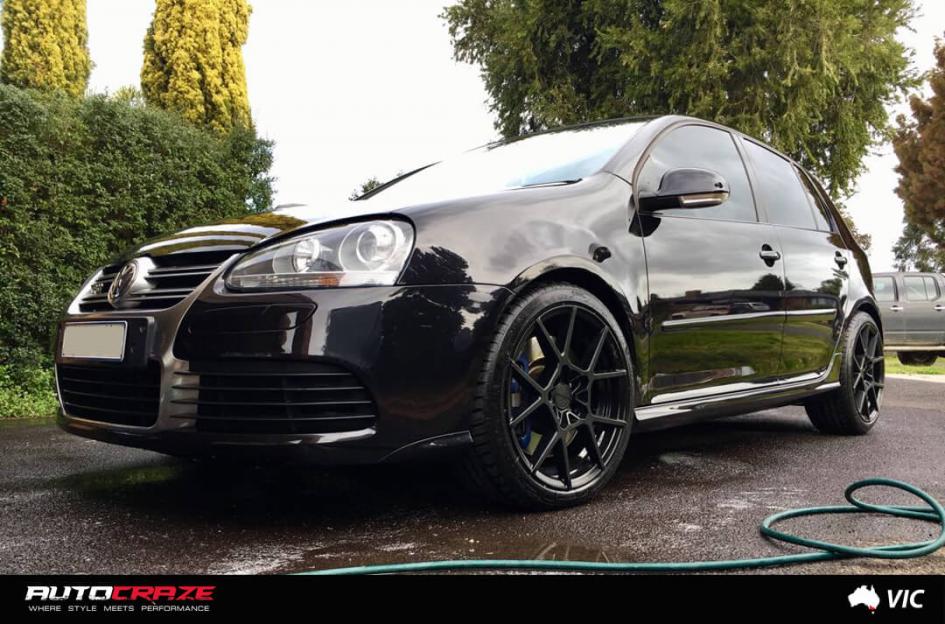 VOLKSWAGEN GOLF KPS MATTE BLACK