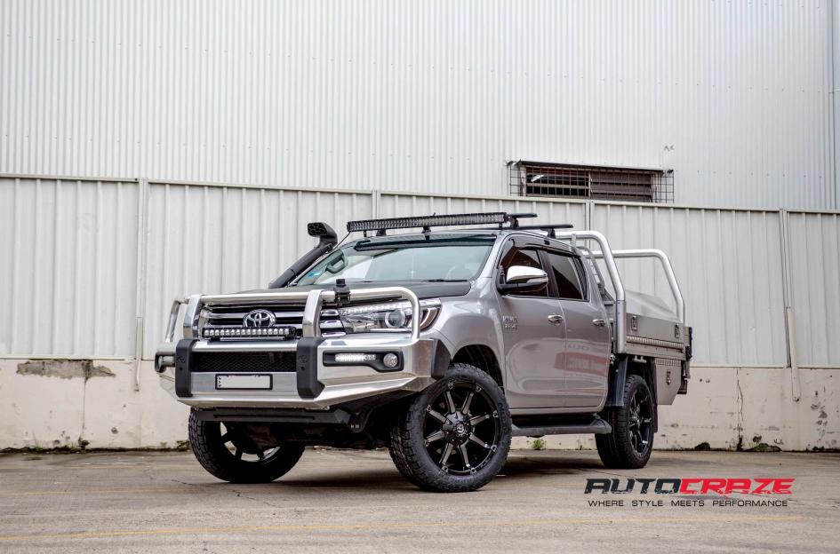 TOYOTA HILUX N80 4WD COUPLER BLACK MACHINED WITH DARK TINT