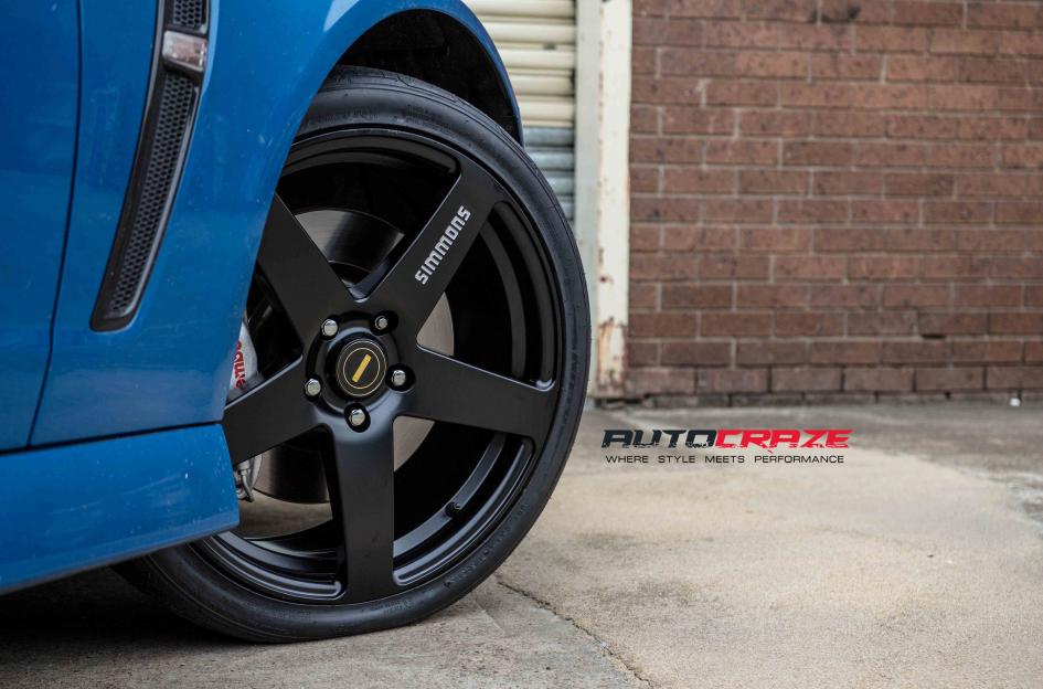 HOLDEN-COMMODORE-FRC-FLAT-BLACK