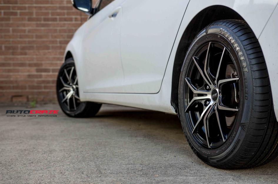 HYUNDAI-ELANTRA-VENOM-BLACK-MACHINED-FACE